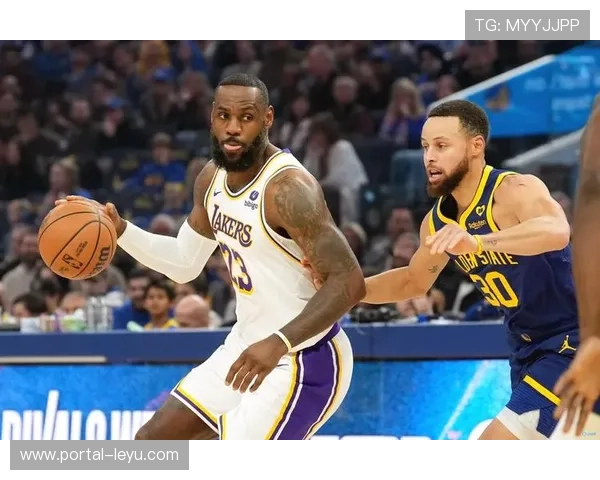 勇士对湖人首发阵容公布 库里梦巴组合登场 詹姆斯因伤缺阵